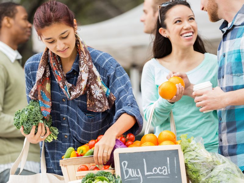 shop local farmers market produce